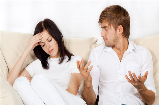 夫妻间有了隔阂的表现是什么？